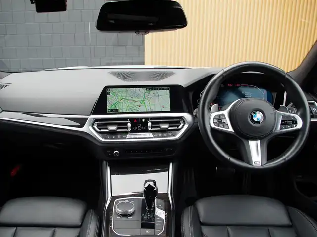 ＢＭＷ ３２０ｄ xDrive ツーリング Mスポーツ 埼玉県 2022(令4)年 3.4万km アルピンホワイト 1オーナー /ブラックレザーシート /アダプティブクルーズコントロール /ドライビングプロフェッショナル /インテリジェントセーフティ/CarPlay /パークディスタンスコントロール/ブラインドスポットモニター /コンフォートアクセス /バックカメラ /純正ナビ /ETC /ドラレコ /フルセグTV/前席シートヒーター