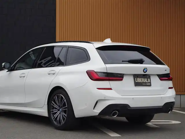ＢＭＷ ３２０ｄ xDrive ツーリング Mスポーツ 埼玉県 2022(令4)年 3.4万km アルピンホワイト 1オーナー /ブラックレザーシート /アダプティブクルーズコントロール /ドライビングプロフェッショナル /インテリジェントセーフティ/CarPlay /パークディスタンスコントロール/ブラインドスポットモニター /コンフォートアクセス /バックカメラ /純正ナビ /ETC /ドラレコ /フルセグTV/前席シートヒーター
