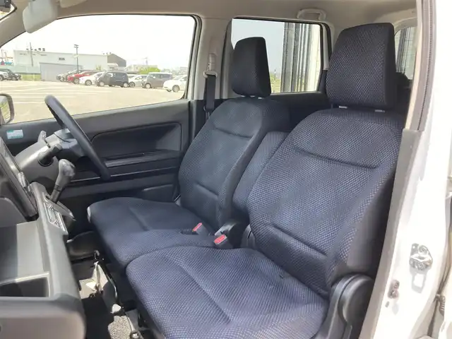 スズキ ワゴンＲ HYBRID FX 鳥取県 2017(平29)年 7.2万km スペリアホワイト ４WD・ハイブリット/社外ナビ/CD/USB/バックカメラ/ETC/前後ドライブレコーダー/前席シートヒーター/横滑り防止装置/社外14インチアルミホイール/サマータイヤセット/アイドリングストップ/電動格納ミラー/純正フロアマット