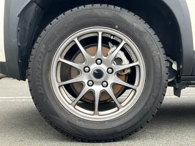 トヨタ ヤリスクロス ハイブリッド Z 静岡県 2021(令3)年 3.2万km ブラックマイカ/ホワイトパールクリスタルシャイン 2トーン エンジンスタートストップ/パワーステアリング/パワーウィンドウ/アイドリングストップ/オートエアコン/スマートキー/クルーズコントロール/ETC/USB入力端子/全方位カメラ/純正ナビ（BT.フルセグ）/ドライブレコーダー前後/電動リアゲート/純正フロアマット/D席パワーシート/D席N席シートヒーター/社外アルミホイール/ABS/横滑り防止装置/コーナーセンサー前後/レーンキープアシスト/オートライト/オートマチックハイビーム/LEDライト/W+サイドエアバック/衝突軽減システム/ステアリングヒーター