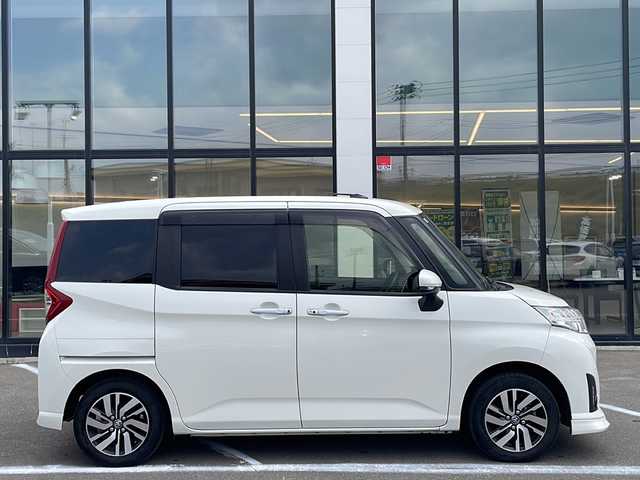 トヨタ ルーミー カスタムG 青森県 2020(令2)年 2.7万km パールホワイトⅢ ・ワンオーナー/・寒冷地仕様/・４ＷＤ/・アルパイン９型メモリーナビ（Ｘ９ＮＸ）/・フルセグＴＶ/・バックカメラ/・スマートアシストIII/・レーンキープアシスト/・レーダークルーズコントロール/・ワイパーデアイサー/・社外前後ドライブレコーダー/・社外ＥＴＣ/・純正フロントリップスポイラー/・横滑り防止装置/・ＬＥＤヘッドライト/・ＬＥＤフォグランプ/・オートハイビーム/・オートライト/・ドアバイザー/・純正フロアマット/・シートヒーター/・純正１４インチＡＷ/・１６５／６５Ｒ１４スタッドレス純正ＡＷ別積み/・保証書/・取扱説明書