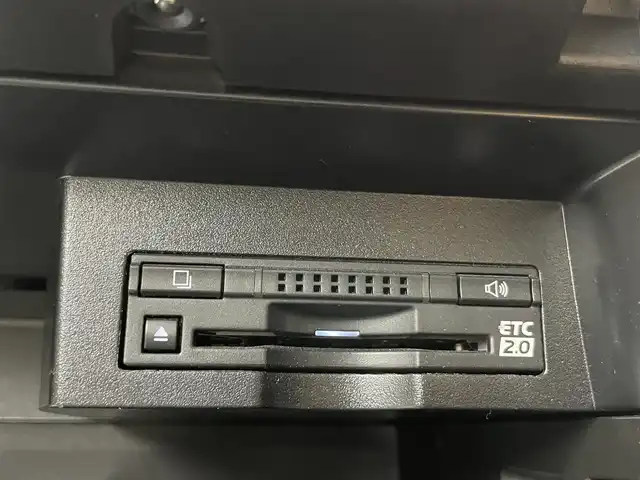 レクサス ＨＳ 250h 埼玉県 2017(平29)年 3万km ディープブルーマイカ 純正ナビ　バックカメラ　ベージュ半革レザー　ビルトインＥＴＣ　シートヒーター　クルーズコントロール　ドライブレコーダー　純正アルミホイール　ＬＥＤライト　オートライト　Ｂｌｕｅｔｏｏｔｈ　地デジＴＶ