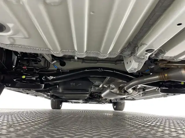 トヨタ ノア ハイブリッド S－Z 神奈川県 2025(令7)年 0.1万km未満 ホワイトパールクリスタルシャイン 登録済未使用車/純正10.5型ディスプレイオーディオ/AM FM フルセグ Bluetooth USB CD DVD HDMI/バックカメラ/両側パワースライドドア/快適利便パッケージ/ハンズフリーパワースライドドア/パワーバックドア/ナノイーX/ステアリングヒーター/シートヒーター/オットマン/角度調整付アームレスト/セーフティセンス/レーダークルーズコントロール/レーンディパーチャーアラート/プリクラッシュセーフティ/クリアランスソナー/パーキングサポートブレーキ/ロードサインアシスト/プロアクティブドライビングアシスト/ステアリングリモコン/オートホールド/ビルトインETC2.0/ハーフレザーシート/LEDヘッドライト/オートライト/オートマチックハイビーム/スマートキー/スペアキー/純正17インチアルミホイル