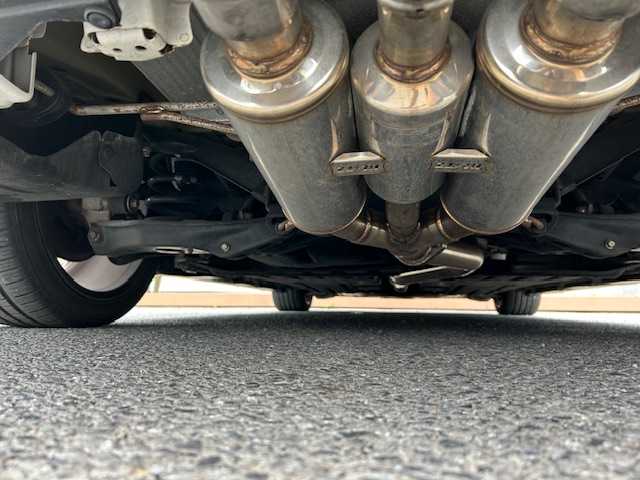 ホンダ シビック タイプR 茨城県 2017(平29)年 6万km チャンピオンシップホワイト 純正ナビ　/-BT/CD/フルセグTV/純正フルエアロパーツ　/ＥＴＣ　/クルーズコントロール　/バックカメラ　/ドライブレコーダー　/社外ＡＷ　/コーナーセンサー後方　/カーテンエアバック　/アイドリングストップ　/ＬＥＤライト　/ローダウン