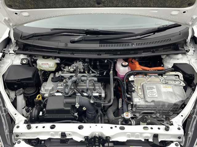 トヨタ アクア L 宮城県 2019(令1)年 3.2万km スーパーホワイトⅡ 社外SDナビ /トヨタセーフティーセンス /ETC /バックカメラ /リモコンキー /スペアキー /AAC /純正フロアマット /iPod /AUX /レーンキープアシスト /USB入力端子/YOKOHAMAタイヤ２０２１年製