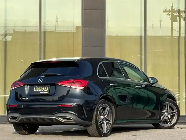 メルセデス・ベンツ Ａ２００ｄ AMGライン 石川県 2022(令4)年 6.7万km 黒 衝突軽減ブレーキ/アダプティブクルーズコントロール/ブラインドスポットモニター/レーンキープアシスト/純正ナビ/フルセグTV/バックカメラ/クリアランスソナー/アンビエントライト