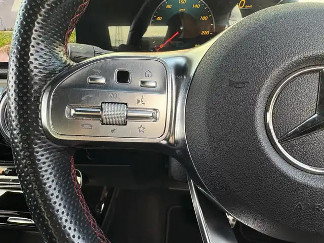 メルセデス・ベンツ Ａ２００ｄ AMGライン 石川県 2022(令4)年 6.7万km 黒 衝突軽減ブレーキ/アダプティブクルーズコントロール/ブラインドスポットモニター/レーンキープアシスト/純正ナビ/フルセグTV/バックカメラ/クリアランスソナー/アンビエントライト