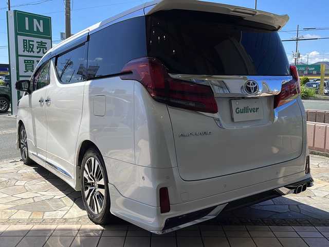 トヨタ アルファード S Cパッケージ 静岡県 2020(令2)年 3.6万km ホワイトパールクリスタルシャイン 純正メーカーナビ/・Bluetooth/・FM/・AM/・サウンドライブラリ/・SD/・Miracast/・フルセグTV/・AUX/・CD/DVD/Blu-ray/主要装備/・後席フリップダウンモニター/・サンルーフ/・ＪＢＬサウンドシステム/・パーキングアシスト/・モデリスタエアロ/・デジタルインナーミラー/・パワーバックドア/・シートヒーター＆ベンチレーション/・ＥＴＣ/・全方位カメラ/・オートハイビーム/・クリアランスソナー/・レーンキープアシスト/・プリクラッシュセーフティ/・ブラインドスポットモニター/・標識認識機能