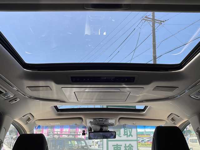トヨタ アルファード S Cパッケージ 静岡県 2020(令2)年 3.6万km ホワイトパールクリスタルシャイン 純正メーカーナビ/・Bluetooth/・FM/・AM/・サウンドライブラリ/・SD/・Miracast/・フルセグTV/・AUX/・CD/DVD/Blu-ray/主要装備/・後席フリップダウンモニター/・サンルーフ/・ＪＢＬサウンドシステム/・パーキングアシスト/・モデリスタエアロ/・デジタルインナーミラー/・パワーバックドア/・シートヒーター＆ベンチレーション/・ＥＴＣ/・全方位カメラ/・オートハイビーム/・クリアランスソナー/・レーンキープアシスト/・プリクラッシュセーフティ/・ブラインドスポットモニター/・標識認識機能