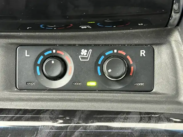トヨタ アルファードハイブリット SR Cパッケージ 千葉県 2020(令2)年 3.4万km ホワイトパールクリスタルシャイン ツインムーンルーフ/フリップダウンモニター/トヨタセーフティセンス/・プリクラッシュセーフティ/・レーントレーシングアシスト/・クリアランスソナー/・ブラインドスポットモニター/・ロードサインアシスト/純正ディスプレイオーディオ/・USB/・Bluetooth/・フルセグTV/・Miracast/バックカメラ/両側パワースライドドア/レーダークルーズコントロール/LEDオートライト/レザーシート/メモリ付きパワーシート/シートエアコン/社外17インチアルミホイール/革巻きステアリング/ステアリングスイッチ/プッシュスタート/スマートキー/ビルトインETC2.0