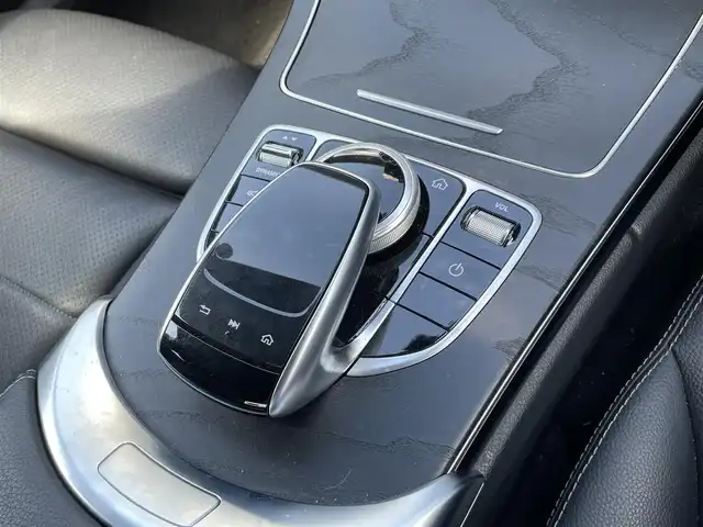 メルセデス・ベンツ Ｃ２２０ｄ ローレウスED スポーツプラスPKG 東京都 2020(令2)年 3.7万km ヒヤシンスレッド 純正ナビ/フルセグTV//SD/USB/BTオーディオ/Apple Car Play/Andoroido Auto/黒レザーシート/シートヒーター/アンビエントライト/ETC2.0/パワートランク/ACC/BSM/レーンキープ/スマートキー