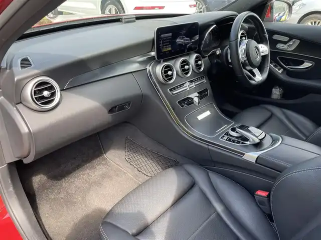 メルセデス・ベンツ Ｃ２２０ｄ ローレウスED スポーツプラスPKG 東京都 2020(令2)年 3.7万km ヒヤシンスレッド 純正ナビ/フルセグTV//SD/USB/BTオーディオ/Apple Car Play/Andoroido Auto/黒レザーシート/シートヒーター/アンビエントライト/ETC2.0/パワートランク/ACC/BSM/レーンキープ/スマートキー