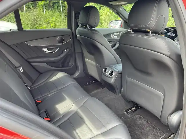 メルセデス・ベンツ Ｃ２２０ｄ ローレウスED スポーツプラスPKG 東京都 2020(令2)年 3.7万km ヒヤシンスレッド 純正ナビ/フルセグTV//SD/USB/BTオーディオ/Apple Car Play/Andoroido Auto/黒レザーシート/シートヒーター/アンビエントライト/ETC2.0/パワートランク/ACC/BSM/レーンキープ/スマートキー