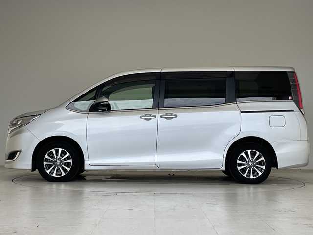 トヨタ エスクァイア Gi 愛知県 2019(平31)年 1.4万km シルバーM 純正10型ナビ/両側パワースライドドア/クルーズコントロール/シートヒーター/バックカメラ/コーナーセンサー/純正アルミホイール/ETC2.0/LEDヘッドライト/リアオートエアコン/レーンキープアシスト/オートマチックハイビーム/ドライブレコーダー/衝突軽減システム/フルセグ/CD DVD/Bluetooth/ステアリングスイッチ/スマートキー/プッシュスタート