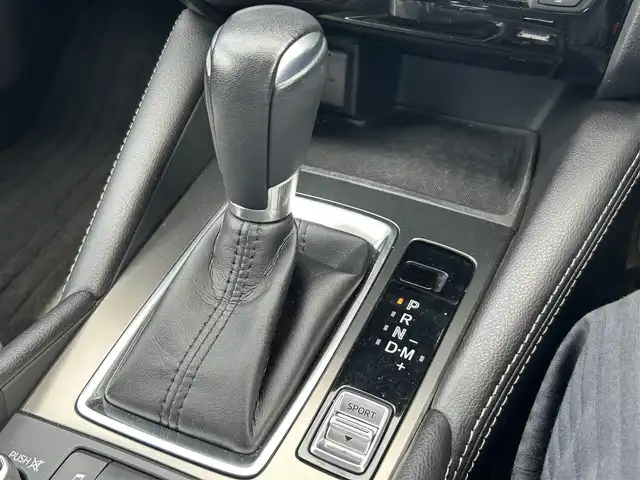 マツダ アテンザ ワゴン 25S Lパッケージ 愛知県 2016(平28)年 9.1万km ジェットブラックマイカ メーカーナビ/ＤＴＶ/ＢＴ/Ｂカメラ/レザーシート/衝突軽減ブレーキ/革ハンドル/社外マフラー/電動格納ミラー/アイドリングストップ/クリアランスソナー/ＣＤ／ＤＶＤ/ＢＯＳＥスピーカー