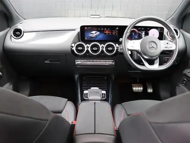 メルセデス・ベンツ Ｂ１８０ AMGライン 宮城県 2019(令1)年 5.3万km ポーラホワイト 純正ナビＴＶ/・フルセグ・ＢＴ・タイプＣ/パノラミックスライディングルーフ/レーダーセーフティパッケージ/・アクティブレーンキーピングアシスト/・アクティブブレーキアシスト/・アテンションアシスト/・ブラインドスポットアシスト/・レーンチェンジアシスト/・道路標識アシスト/パワーテールゲート/ブラックハーフレザーシート/・左右メモリー機能付パワーシート/・シートヒーター/バックカメラ/パーキングアシスト/パドルシフト/ワイヤレス充電/オートハイビーム/ＥＴＣ２．０/純正１８インチＡＷ
