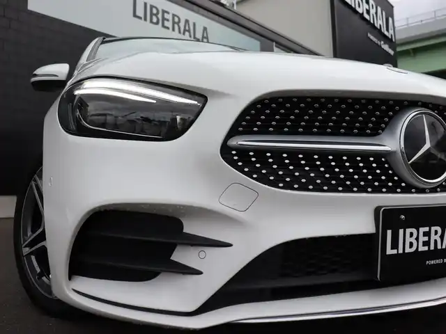 メルセデス・ベンツ Ｂ１８０ AMGライン 宮城県 2019(令1)年 5.3万km ポーラホワイト 純正ナビＴＶ/・フルセグ・ＢＴ・タイプＣ/パノラミックスライディングルーフ/レーダーセーフティパッケージ/・アクティブレーンキーピングアシスト/・アクティブブレーキアシスト/・アテンションアシスト/・ブラインドスポットアシスト/・レーンチェンジアシスト/・道路標識アシスト/パワーテールゲート/ブラックハーフレザーシート/・左右メモリー機能付パワーシート/・シートヒーター/バックカメラ/パーキングアシスト/パドルシフト/ワイヤレス充電/オートハイビーム/ＥＴＣ２．０/純正１８インチＡＷ