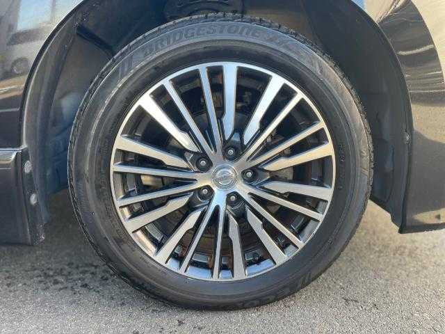 日産 エルグランド 250ハイウェイスター 岩手県 2014(平26)年 8.9万km ファントムブラック 純正メモリーナビ（CD/DVD/BT）/フルセグ/クルーズコントロール/ステアリングリモコン/両側パワースライドドア/パワーバックドア/切替4WD/AC100V/全方位カメラ/ウォークスルー/前後ソナー/スペアキー