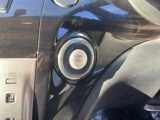 日産 エルグランド 250ハイウェイスター 岩手県 2014(平26)年 8.9万km ファントムブラック 純正メモリーナビ（CD/DVD/BT）/フルセグ/クルーズコントロール/ステアリングリモコン/両側パワースライドドア/パワーバックドア/切替4WD/AC100V/全方位カメラ/ウォークスルー/前後ソナー/スペアキー