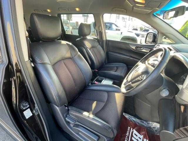 日産 エルグランド 250ハイウェイスター 岩手県 2014(平26)年 8.9万km ファントムブラック 純正メモリーナビ（CD/DVD/BT）/フルセグ/クルーズコントロール/ステアリングリモコン/両側パワースライドドア/パワーバックドア/切替4WD/AC100V/全方位カメラ/ウォークスルー/前後ソナー/スペアキー