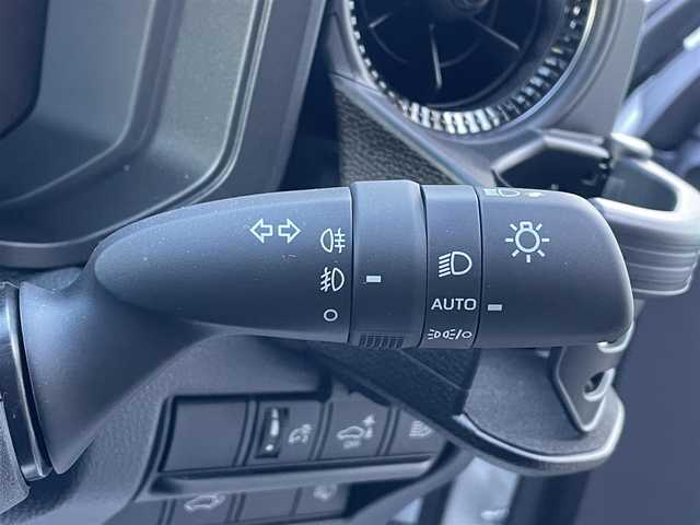 トヨタ ランドクルーザー ２５０ VX 愛知県 2024(令6)年 0.1千km プラチナホワイトパールマイカ /禁煙車//ワンオーナー//サンルーフ//モデリスタパッケージ//モデリスタオーバーフェンダー//モデリスタリアスポイラー//モデリスタリヤバンパーステップガード//モデリスタシグネチャーイルミブレード//モデリスタLEDスマートフットライト//12.3インチディスプレイオーディオ//フルセグTV/BT/USB/Miracast//パノラミックビューモニター//黒革シート//エアシート//シートヒーター//パワーシート//ETC2.0//デジタルインナーミラー//パワーバックドア//ルーフレール//サイドステップ//MTモード付AT//純正ドライブレコーダー//PCS/LDA/BSM/PDA/RSA/ACC/RCTA/RCD/クリアランスソナー/安心降車アシスト/後方車両接近検知//オートリトラウィンカーミラー//LEDオートライト//オートハイビーム//ヘッドライトウォッシャー//純正フロアマット//純正ドアバイザー//純正トノカバー//純正ラゲージソフトトレイ//プロジェクションカーテンイルミ//ドアエッジプロテクター//革巻きステアリング//ステアリングスイッチ//ステアリングヒーター//エアコンドリンクホルダー//GPSレーダー探知機//スペアスマートキー//新車時保証書//取扱説明書