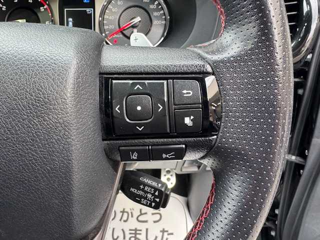 トヨタ ハイラックス Z GRスポーツ 道東・釧路十勝 2021(令3)年 4.6万km アティチュードブラックマイカ パートタイム4WDシステム/寒冷地仕様/純正ナビ/  （Bluetooth）/全方位カメラ/プリクラッシュセーフティ/レーンディパーチャーアラート/レーダークルーズコントロール/ロードサインアシスト（RSA）/先行車発進告知機能（TMN）/ヒルスタートアシストコントロール（HAC）/LEDヘッドライト/LEDフォグライト/フロントワイパーデアイサ―/ミラーヒーター/リヤフォグライト/パワーシート/ハーフレザーシート/コーナーセンサー/アイドリングストップ/ステアリングリモコン/革巻きステアリング/パドルシフト/横滑り防止装置/リヤデフロック/USBソケット/ETC/ドアバイザー/社外フロアマット/スペアタイヤ/社外マフラー（JAOS/BATTLEZ）/KYBリフトアップキット（１インチ）/リヤ三面スモーク施工/純正エンジンスターター/スマートキー/エンジンプッシュスタート/スペアキー/取扱説明書/保証書/ナビ取説/純正18インチアルミホイール