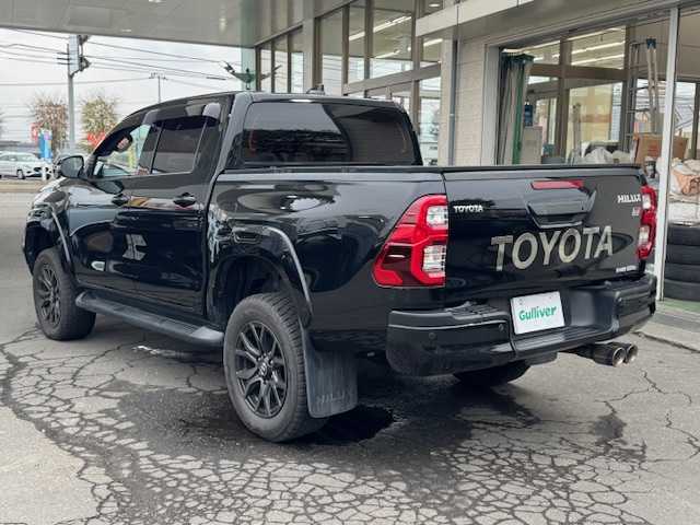 トヨタ ハイラックス Z GRスポーツ 道東・釧路十勝 2021(令3)年 4.6万km アティチュードブラックマイカ パートタイム4WDシステム/寒冷地仕様/純正ナビ/  （Bluetooth）/全方位カメラ/プリクラッシュセーフティ/レーンディパーチャーアラート/レーダークルーズコントロール/ロードサインアシスト（RSA）/先行車発進告知機能（TMN）/ヒルスタートアシストコントロール（HAC）/LEDヘッドライト/LEDフォグライト/フロントワイパーデアイサ―/ミラーヒーター/リヤフォグライト/パワーシート/ハーフレザーシート/コーナーセンサー/アイドリングストップ/ステアリングリモコン/革巻きステアリング/パドルシフト/横滑り防止装置/リヤデフロック/USBソケット/ETC/ドアバイザー/社外フロアマット/スペアタイヤ/社外マフラー（JAOS/BATTLEZ）/KYBリフトアップキット（１インチ）/リヤ三面スモーク施工/純正エンジンスターター/スマートキー/エンジンプッシュスタート/スペアキー/取扱説明書/保証書/ナビ取説/純正18インチアルミホイール