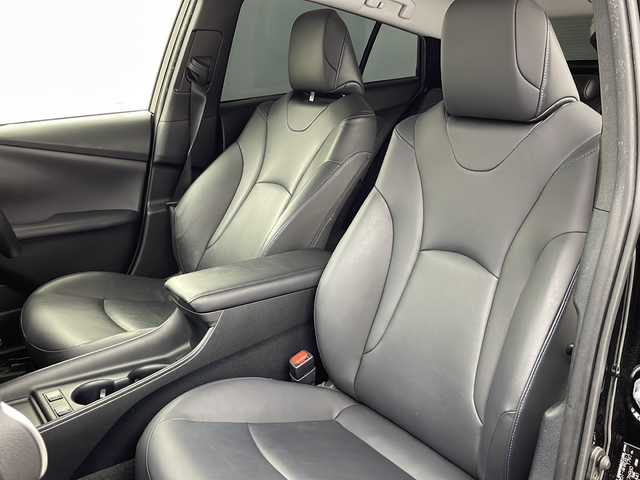 トヨタ プリウス Sツーリングセレクション 大阪府 2020(令2)年 5.7万km アティチュードブラックマイカ モデリスタエアロ　/社外SDナビ　TZ-NAV11K/【BT/フルセグTV/DVD】/バックカメラ/ETC/ドライブレコーダー前方のみ/衝突被害軽減システム/レーンキープアシスト/クルーズコントロール追従無し/オートライト/社外フロアマット/シートヒーター　D+N席/社外17インチアルミホイール