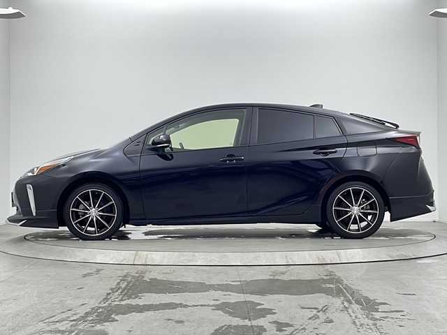 トヨタ プリウス Sツーリングセレクション 大阪府 2020(令2)年 5.7万km アティチュードブラックマイカ モデリスタエアロ　/社外SDナビ　TZ-NAV11K/【BT/フルセグTV/DVD】/バックカメラ/ETC/ドライブレコーダー前方のみ/衝突被害軽減システム/レーンキープアシスト/クルーズコントロール追従無し/オートライト/社外フロアマット/シートヒーター　D+N席/社外17インチアルミホイール