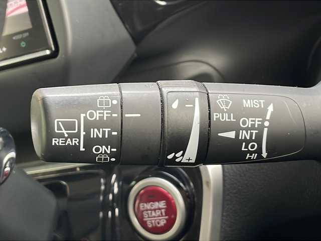 ホンダ Ｎ ＢＯＸ カスタム G Lパッケージ 岐阜県 2016(平28)年 4万km スマートブラック 禁煙車/8インチディーラーオプションナビ/４WD/AM/FM/CD/DVD/フルセグTV/シートヒーター/両側パワースライドドア/ビルトインETC/バックカメラ/LEDヘッドライト/アイドリングストップ/ハンドルスイッチ/チップアップシート/純正フロアマット/純正アルミホイール/オートエアコン/オートライト/スマートキー/スペアキー