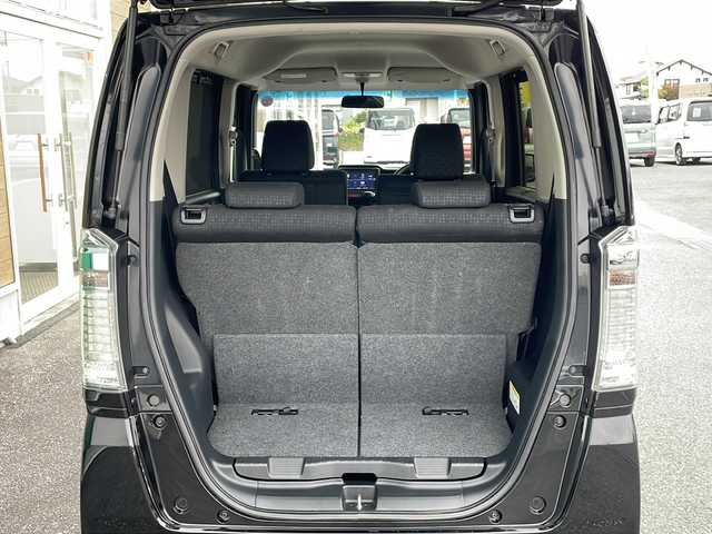 ホンダ Ｎ ＢＯＸ カスタム G Lパッケージ 岐阜県 2016(平28)年 4万km スマートブラック 禁煙車/8インチディーラーオプションナビ/４WD/AM/FM/CD/DVD/フルセグTV/シートヒーター/両側パワースライドドア/ビルトインETC/バックカメラ/LEDヘッドライト/アイドリングストップ/ハンドルスイッチ/チップアップシート/純正フロアマット/純正アルミホイール/オートエアコン/オートライト/スマートキー/スペアキー