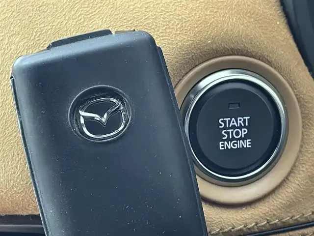 マツダ ＣＸ－６０ XD HV プレミアムスポーツ 道央・札幌 2024(令6)年 3.2万km ソウルレッドクリスタルM ・４WD/・純正SDナビゲーション/　BT/フルセグ/HDMI/USB/・パノラマサンルーフ/・BOSEサウンド/・純正ドライブレコーダー前後/・リアシートUSB給電2口/・i-ACTIVESENSE/・パワーバックドア/・レーダークルーズコントロール/・横滑り防止装置/・前後コーナーセンサー/・レーンキープアシスト/・オートライト/・オートマチックハイビーム/・LEDヘッドライト/・AC１００V充電/・純正ラバーマット/・パドルシフト/・スマートキー/・プッシュスター/・スペアキー1本/・革巻ステアリング/・保証書あり/・取説あり