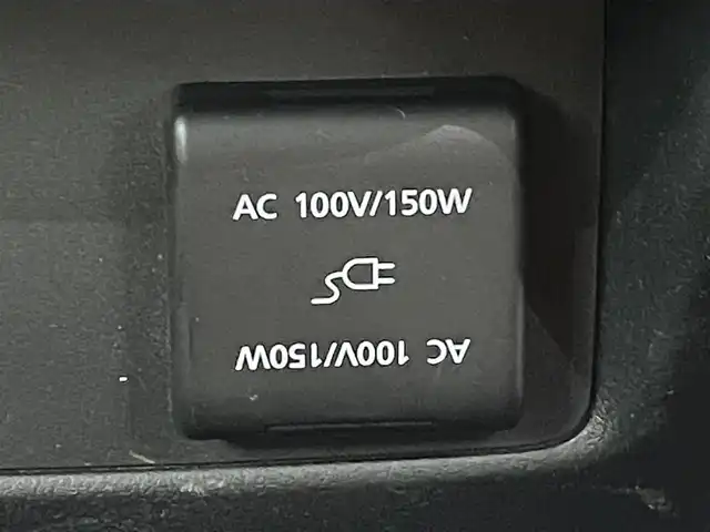 マツダ ＣＸ－６０ XD HV プレミアムスポーツ 道央・札幌 2024(令6)年 3.2万km ソウルレッドクリスタルM ・４WD/・純正SDナビゲーション/　BT/フルセグ/HDMI/USB/・パノラマサンルーフ/・BOSEサウンド/・純正ドライブレコーダー前後/・リアシートUSB給電2口/・i-ACTIVESENSE/・パワーバックドア/・レーダークルーズコントロール/・横滑り防止装置/・前後コーナーセンサー/・レーンキープアシスト/・オートライト/・オートマチックハイビーム/・LEDヘッドライト/・AC１００V充電/・純正ラバーマット/・パドルシフト/・スマートキー/・プッシュスター/・スペアキー1本/・革巻ステアリング/・保証書あり/・取説あり