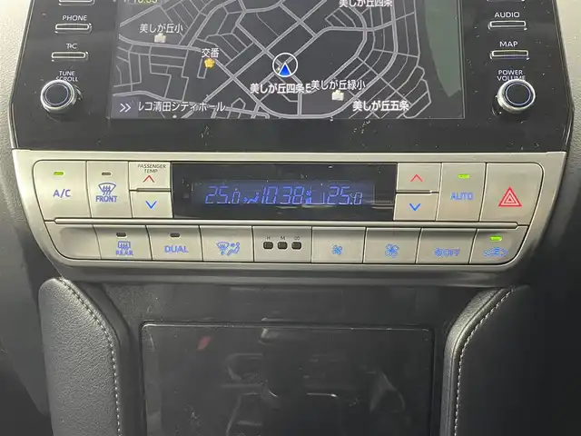 トヨタ ランドクルーザー プラド TX Lパッケージ ブラックED 道央・札幌 2020(令2)年 1.8万km ホワイトパールクリスタルシャイン ・４WD/・ワンオーナー/・MOPナビ/　Miracast/BT/USB/・ステアリングスイッチ/・マルチテレインモニター/・ビルトインETC2.0/・ドライブレコーダー前後（ZDR016）/・トヨタセーフティセンス/　PCS/LDA/RSA/　ソナー/先行車発進告知/・アダプティブクルーズコントロール/・横滑り防止装置/・ABS/・オートマチックハイビーム/・オートライト/・LEDヘッドライト/・LEDフォグランプ/・ミラーウィンカー/・オートリトラクタブルドアミラー/・ヘッドランプウォッシャー/・自動防眩式ルームミラー/・社外フロアマット/・純正１８インチAW/・プッシュスタート/・スマートキー/・スペアキー/・取/保