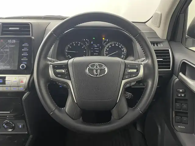 トヨタ ランドクルーザー プラド TX Lパッケージ ブラックED 道央・札幌 2020(令2)年 1.8万km ホワイトパールクリスタルシャイン ・４WD/・ワンオーナー/・MOPナビ/　Miracast/BT/USB/・ステアリングスイッチ/・マルチテレインモニター/・ビルトインETC2.0/・ドライブレコーダー前後（ZDR016）/・トヨタセーフティセンス/　PCS/LDA/RSA/　ソナー/先行車発進告知/・アダプティブクルーズコントロール/・横滑り防止装置/・ABS/・オートマチックハイビーム/・オートライト/・LEDヘッドライト/・LEDフォグランプ/・ミラーウィンカー/・オートリトラクタブルドアミラー/・ヘッドランプウォッシャー/・自動防眩式ルームミラー/・社外フロアマット/・純正１８インチAW/・プッシュスタート/・スマートキー/・スペアキー/・取/保