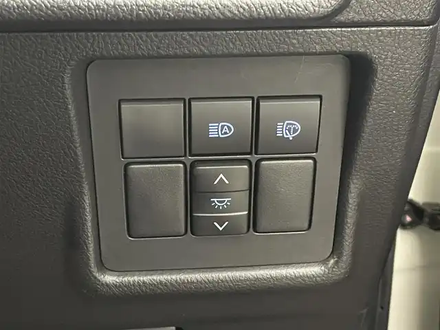 トヨタ ランドクルーザー プラド TX Lパッケージ ブラックED 道央・札幌 2020(令2)年 1.8万km ホワイトパールクリスタルシャイン ・４WD/・ワンオーナー/・MOPナビ/　Miracast/BT/USB/・ステアリングスイッチ/・マルチテレインモニター/・ビルトインETC2.0/・ドライブレコーダー前後（ZDR016）/・トヨタセーフティセンス/　PCS/LDA/RSA/　ソナー/先行車発進告知/・アダプティブクルーズコントロール/・横滑り防止装置/・ABS/・オートマチックハイビーム/・オートライト/・LEDヘッドライト/・LEDフォグランプ/・ミラーウィンカー/・オートリトラクタブルドアミラー/・ヘッドランプウォッシャー/・自動防眩式ルームミラー/・社外フロアマット/・純正１８インチAW/・プッシュスタート/・スマートキー/・スペアキー/・取/保