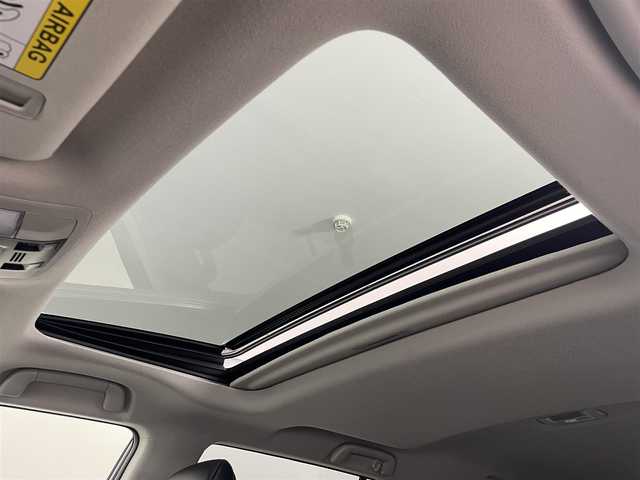 トヨタ ランドクルーザー プラド TX Lパッケージ ブラックED 道央・札幌 2020(令2)年 1.8万km ホワイトパールクリスタルシャイン ・４WD/・ワンオーナー/・MOPナビ/　Miracast/BT/USB/・ステアリングスイッチ/・マルチテレインモニター/・ビルトインETC2.0/・ドライブレコーダー前後（ZDR016）/・トヨタセーフティセンス/　PCS/LDA/RSA/　ソナー/先行車発進告知/・アダプティブクルーズコントロール/・横滑り防止装置/・ABS/・オートマチックハイビーム/・オートライト/・LEDヘッドライト/・LEDフォグランプ/・ミラーウィンカー/・オートリトラクタブルドアミラー/・ヘッドランプウォッシャー/・自動防眩式ルームミラー/・社外フロアマット/・純正１８インチAW/・プッシュスタート/・スマートキー/・スペアキー/・取/保