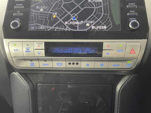 トヨタ ランドクルーザー プラド TX Lパッケージ ブラックED 道央・札幌 2020(令2)年 1.8万km ホワイトパールクリスタルシャイン ・４WD/・ワンオーナー/・MOPナビ/　Miracast/BT/USB/・ステアリングスイッチ/・マルチテレインモニター/・ビルトインETC2.0/・ドライブレコーダー前後（ZDR016）/・トヨタセーフティセンス/　PCS/LDA/RSA/　ソナー/先行車発進告知/・アダプティブクルーズコントロール/・横滑り防止装置/・ABS/・オートマチックハイビーム/・オートライト/・LEDヘッドライト/・LEDフォグランプ/・ミラーウィンカー/・オートリトラクタブルドアミラー/・ヘッドランプウォッシャー/・自動防眩式ルームミラー/・社外フロアマット/・純正１８インチAW/・プッシュスタート/・スマートキー/・スペアキー/・取/保