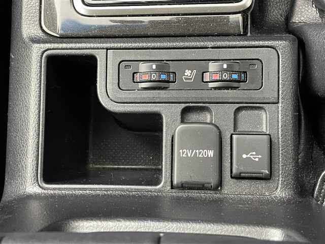 トヨタ ランドクルーザー プラド TX Lパッケージ ブラックED 道央・札幌 2020(令2)年 1.8万km ホワイトパールクリスタルシャイン ・４WD/・ワンオーナー/・MOPナビ/　Miracast/BT/USB/・ステアリングスイッチ/・マルチテレインモニター/・ビルトインETC2.0/・ドライブレコーダー前後（ZDR016）/・トヨタセーフティセンス/　PCS/LDA/RSA/　ソナー/先行車発進告知/・アダプティブクルーズコントロール/・横滑り防止装置/・ABS/・オートマチックハイビーム/・オートライト/・LEDヘッドライト/・LEDフォグランプ/・ミラーウィンカー/・オートリトラクタブルドアミラー/・ヘッドランプウォッシャー/・自動防眩式ルームミラー/・社外フロアマット/・純正１８インチAW/・プッシュスタート/・スマートキー/・スペアキー/・取/保