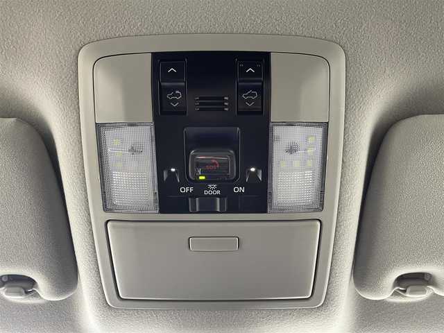 トヨタ ランドクルーザー プラド TX Lパッケージ ブラックED 道央・札幌 2020(令2)年 1.8万km ホワイトパールクリスタルシャイン ・４WD/・ワンオーナー/・MOPナビ/　Miracast/BT/USB/・ステアリングスイッチ/・マルチテレインモニター/・ビルトインETC2.0/・ドライブレコーダー前後（ZDR016）/・トヨタセーフティセンス/　PCS/LDA/RSA/　ソナー/先行車発進告知/・アダプティブクルーズコントロール/・横滑り防止装置/・ABS/・オートマチックハイビーム/・オートライト/・LEDヘッドライト/・LEDフォグランプ/・ミラーウィンカー/・オートリトラクタブルドアミラー/・ヘッドランプウォッシャー/・自動防眩式ルームミラー/・社外フロアマット/・純正１８インチAW/・プッシュスタート/・スマートキー/・スペアキー/・取/保