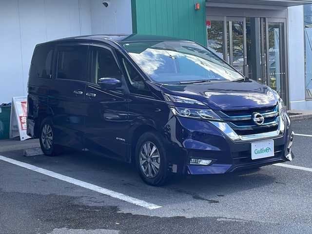 日産 セレナ e－パワー ハイウェイスター V 京都府 2019(平31)年 7.9万km アズライトブルー 純正９インチナビ　Ｂｌｕｅｔｏｏｔｈオーディオ　ＤＶＤ再生　ＵＳＢ接続　フルセグ　アラウンドビューモニター　後席フリップダウンモニター　プロパイロット　スマートルームミラー　ビルトインＥＴＣ　ドラレコ
