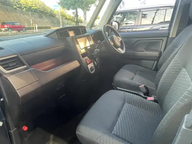 トヨタ ルーミー G 福岡県 2018(平30)年 10.6万km レーザーブルークリスタルシャイン (株)IDOMが運営する【じしゃロン八幡西店】の自社ローン専用車両になります。こちらは現金またはオートローンご利用時の価格です。自社ローンご希望の方は別途その旨お申付け下さい/社外ナビ　CN-RA03WD/TV/CD/DVD/BT/両側パワースライドドア/クルーズコントロール/ドライブレコーダー/アイドリングストップ/プッシュスタート