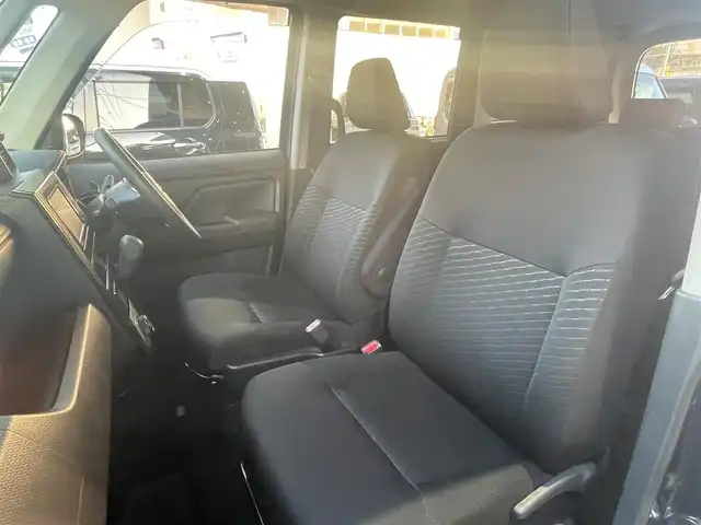 トヨタ ルーミー G 福岡県 2018(平30)年 10.6万km レーザーブルークリスタルシャイン (株)IDOMが運営する【じしゃロン八幡西店】の自社ローン専用車両になります。こちらは現金またはオートローンご利用時の価格です。自社ローンご希望の方は別途その旨お申付け下さい/社外ナビ　CN-RA03WD/TV/CD/DVD/BT/両側パワースライドドア/クルーズコントロール/ドライブレコーダー/アイドリングストップ/プッシュスタート