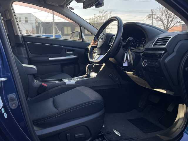 スバル レヴォーグ 1．6GT アイサイト プラウドED 道央・札幌 2016(平28)年 7.5万km ラピスブルーP ・４WD/・アイサイト/・社外ナビ/　CD＆DVD＆BT＆TV＆HDMI/・バックカメラ/・サイドカメラ/・パワーシート/・サンルーフ/・ブラインドスポットモニター/・レーンキープアシスト/・レーダークルーズコントロール/・オートライト/・オートエアコン/・電動格納ミラー/・アイドリングストップ/・ETC/・MT付きAT/・パドルシフト/・社外AW＆冬タイヤ積込/・プッシュスタート/・スマートキー/・純正フロアマット/・ドアバイザー/・ウィンカーミラー/・フォグライト/・スペアキー