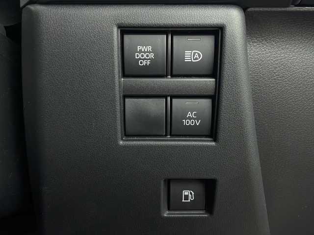 トヨタ アルファードハイブリット Z 秋田県 2025(令7)年 1万km プラチナホワイトパールマイカ 4WD/寒冷地仕様/純正14型ナビ/Bluetooth/フルセグ/バックカメラ/両側パワースライドドア/パワーバックドア/レーダークルーズコントロール/オットマン/レザーシート/パワーシート/シートヒーター/ベンチレーション/クリアランスソナー/ビルトインETC/アイドリングストップ/純正フロアマット/純正アルミホイール/横滑り防止装置/レーンキープアシスト/盗難防止装置/オートライト/オートマチックハイビーム/衝突被害軽減システム/スマートキー