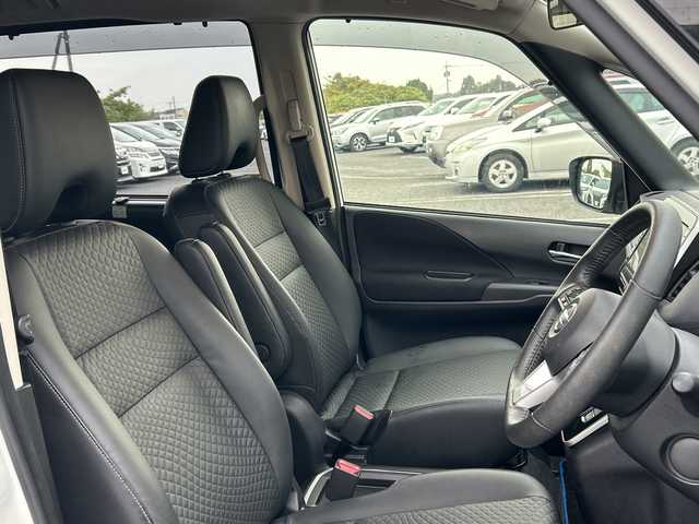 日産 セレナ マルチベッド e－パワーHWS V 千葉県 2020(令2)年 3.7万km ブリリアントホワイトパール 9型ナビ　バックカメラ　プロパイロット　両側パワースライドドア　ハンズフリーオートスライド　シートヒーター　ステアリングヒーター　ＥＴＣ　純正ドラレコ　フルセグＴＶ　Ｂｔ　ＤＶＤ　Ｂｌｕ－ｒａｙ　エアロ