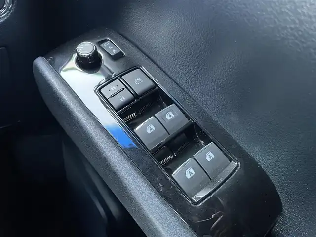 トヨタ ヴェルファイア 2.5Z Aエディデョン ゴールデンアイズ 東京都 2016(平28)年 3.2万km ブラック アルパイン１１インチナビ/（CD/DVD/BT/フルセグ）/バックカメラ/アルパイン１２．８インチ後席モニター/アルパインビルトインカーアロマ/プリクラッシュセーフティ/レーダークルーズコントロール/前後コーナーセンサー/純正17インチAW/ＴＥＩＮ車高調/スペアタイヤ/ＬＥＤヘッドライト/社外LEDルームランプ/ハーフレザーシート/保証書/取扱説明書/記録簿/スマートキー×2