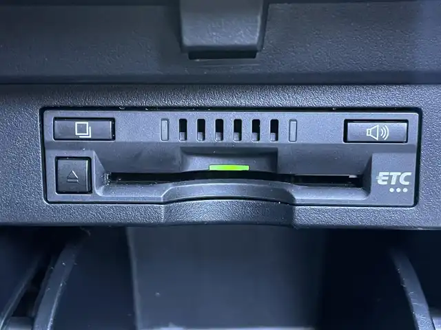 トヨタ ヴェルファイア 2.5Z Aエディデョン ゴールデンアイズ 東京都 2016(平28)年 3.2万km ブラック アルパイン１１インチナビ/（CD/DVD/BT/フルセグ）/バックカメラ/アルパイン１２．８インチ後席モニター/アルパインビルトインカーアロマ/プリクラッシュセーフティ/レーダークルーズコントロール/前後コーナーセンサー/純正17インチAW/ＴＥＩＮ車高調/スペアタイヤ/ＬＥＤヘッドライト/社外LEDルームランプ/ハーフレザーシート/保証書/取扱説明書/記録簿/スマートキー×2