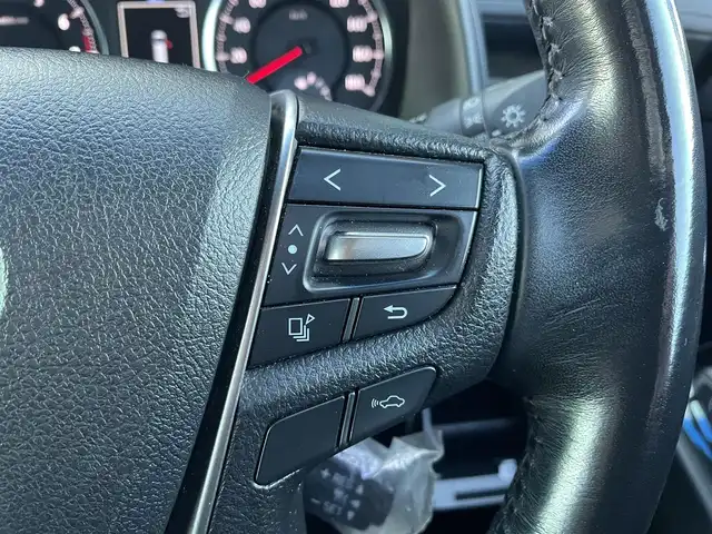 トヨタ ヴェルファイア 2.5Z Aエディデョン ゴールデンアイズ 東京都 2016(平28)年 3.2万km ブラック アルパイン１１インチナビ/（CD/DVD/BT/フルセグ）/バックカメラ/アルパイン１２．８インチ後席モニター/アルパインビルトインカーアロマ/プリクラッシュセーフティ/レーダークルーズコントロール/前後コーナーセンサー/純正17インチAW/ＴＥＩＮ車高調/スペアタイヤ/ＬＥＤヘッドライト/社外LEDルームランプ/ハーフレザーシート/保証書/取扱説明書/記録簿/スマートキー×2