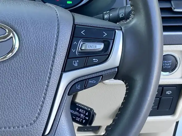 トヨタ ランドクルーザー プラド TX Lパッケージ 香川県 2022(令4)年 3万km ホワイトパールクリスタルシャイン 登録時走行距離：29532km/メーカー純正9型ナビ/　BT接続 フルセグTV/パノラミックビューモニター/プリクラッシュセーフティシステム/レーダークルーズコントロール/レーンキープアシスト/クリアランスソナー/ブラインドスポットモニター/オートハイビーム/LEDヘッドライト/オートライト/フォグランプ/ヘッドライトウォッシャー/ルーフレール/ベージュレザーシート/シートヒーター/エアシート/パワーシート/ビルトインETC2.0/プッシュスタート/スマートキー